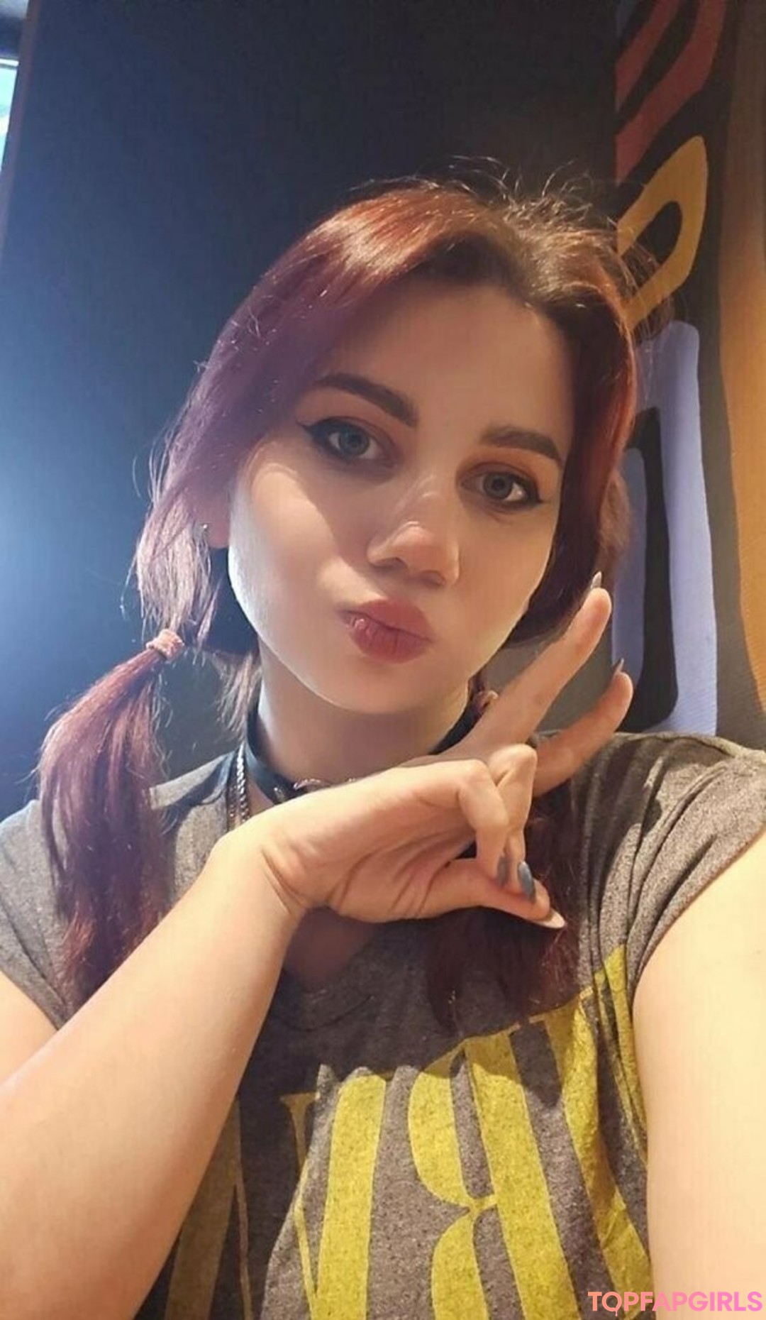 Naakte gelekte OnlyFans-foto van Flovprincess #1353