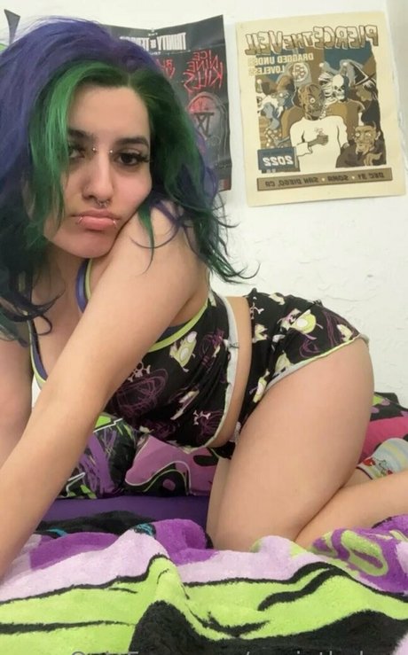 Naakte gelekte OnlyFans-foto van Nayinthebay