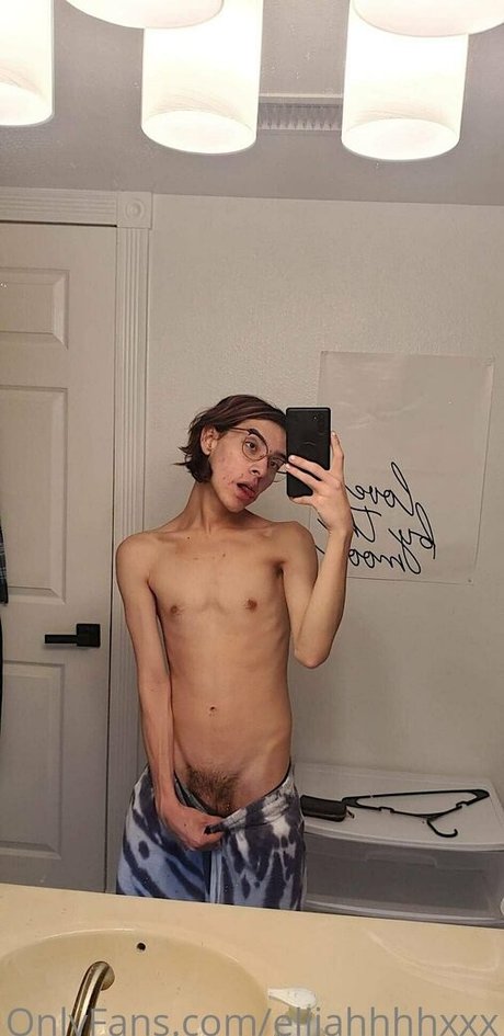 Naakte gelekte OnlyFans-foto van Elijahhhhxxx
