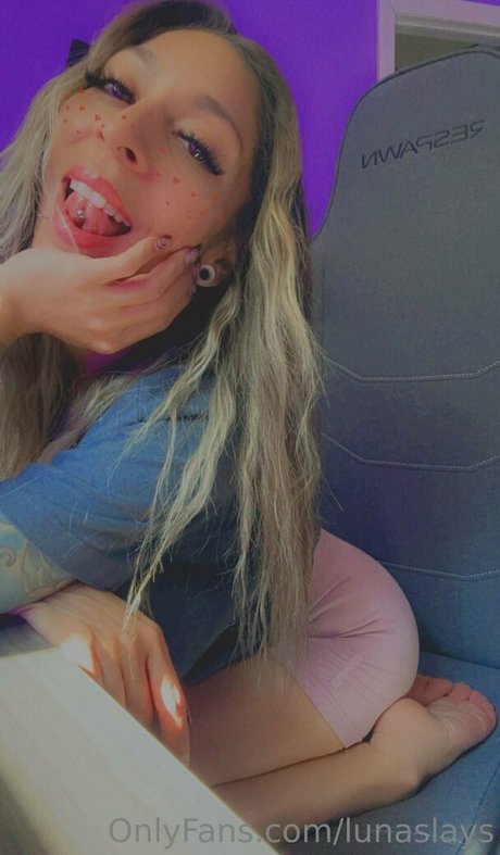 Naakte gelekte OnlyFans-foto van Lunaslays