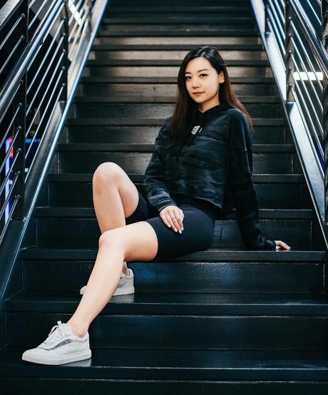 Naakte gelekte OnlyFans-foto van Issfanfan