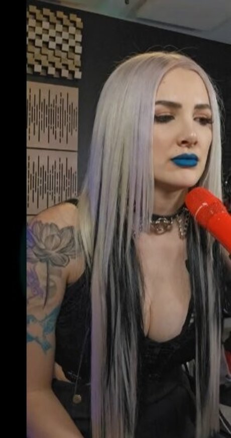 Naakte gelekte OnlyFans-foto van Addie Nicole Amick