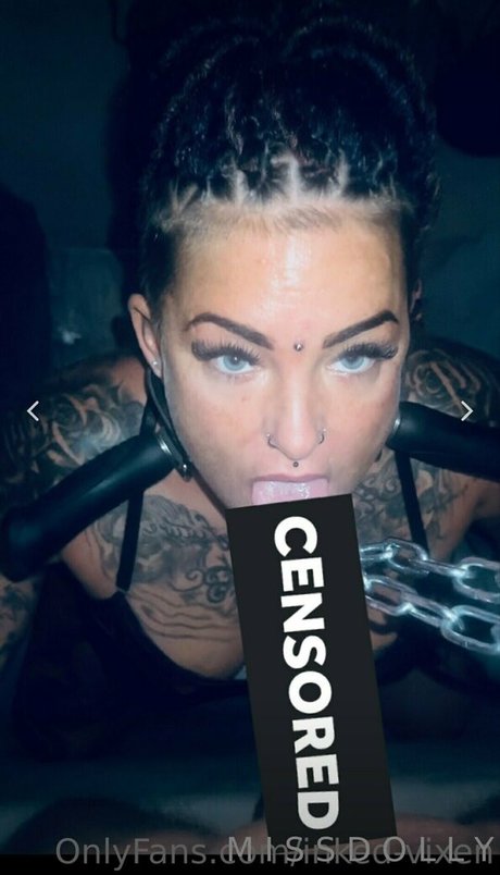 Naakte gelekte OnlyFans-foto van Missdollypromotions