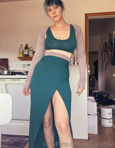 Naakte gelekte OnlyFans-foto van Bluejayfree