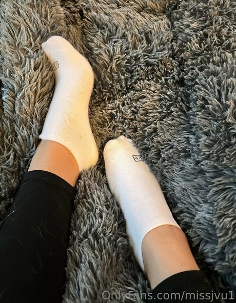 Naakte gelekte OnlyFans-foto van Missjvu1