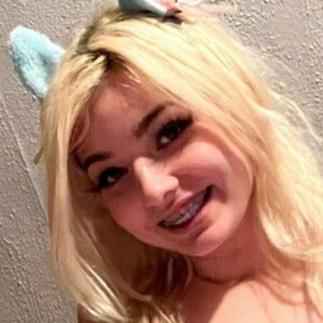 Naakte gelekte OnlyFans-foto van Pansleylive