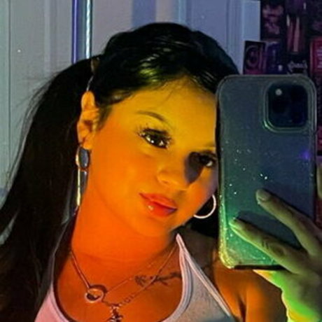 Naakte gelekte OnlyFans-foto van Valepaola