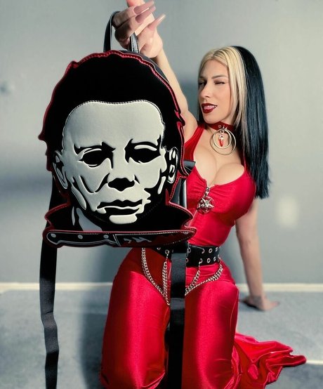 Naakte gelekte OnlyFans-foto van Laura Amuyus