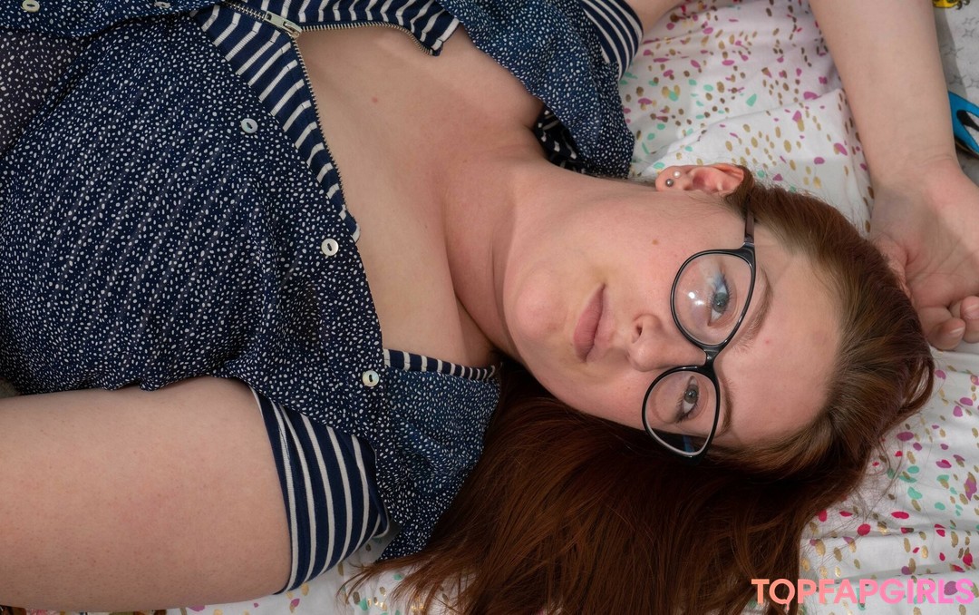 Naakte gelekte OnlyFans-foto van Abbywinters #1150