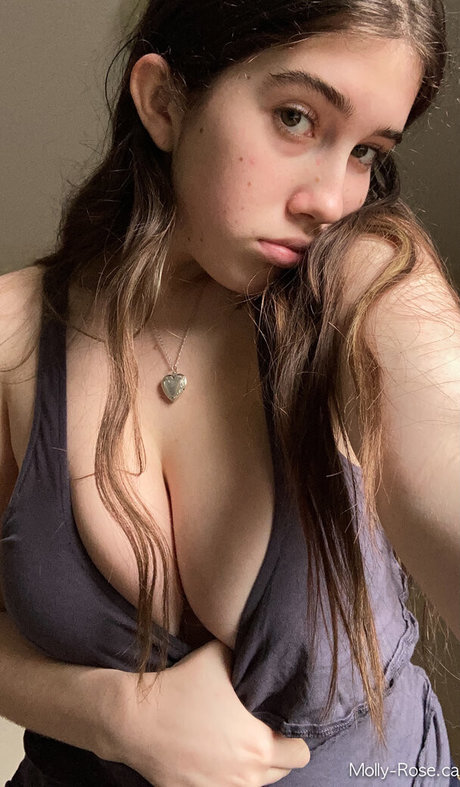Itsmollyyyroseagain