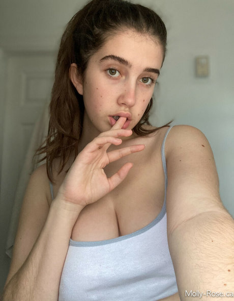 Itsmollyyyrose_again