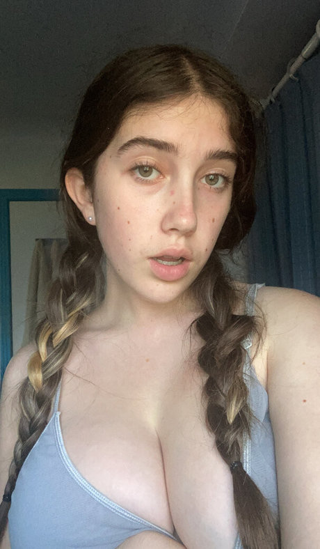 Itsmollyyyroseagain