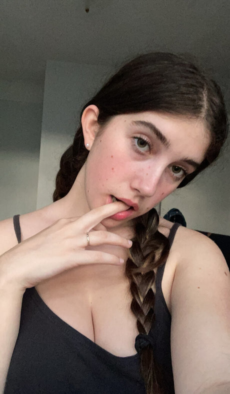 Itsmollyyyrose_again