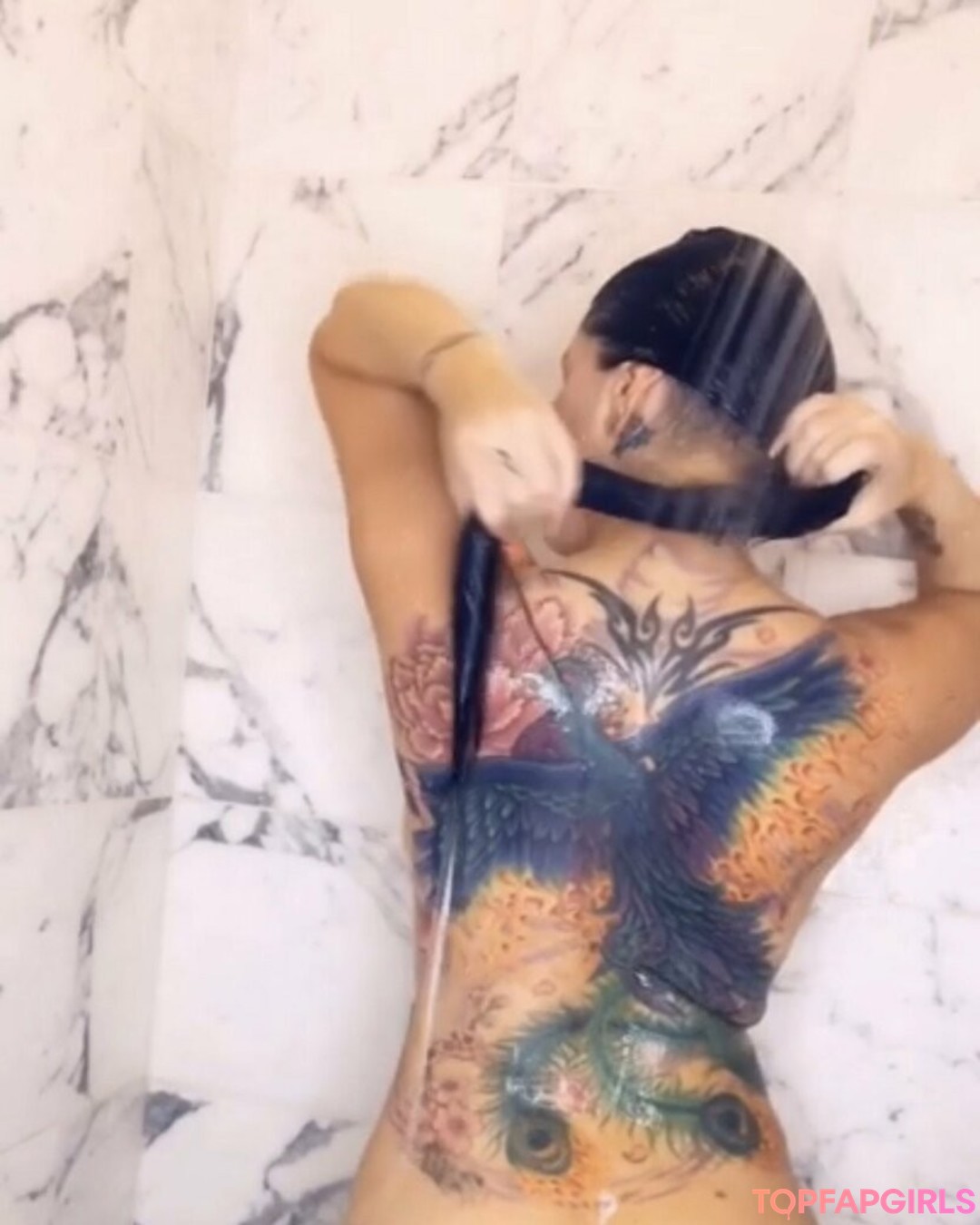 Naakte gelekte OnlyFans-foto van Romi Rain #1186