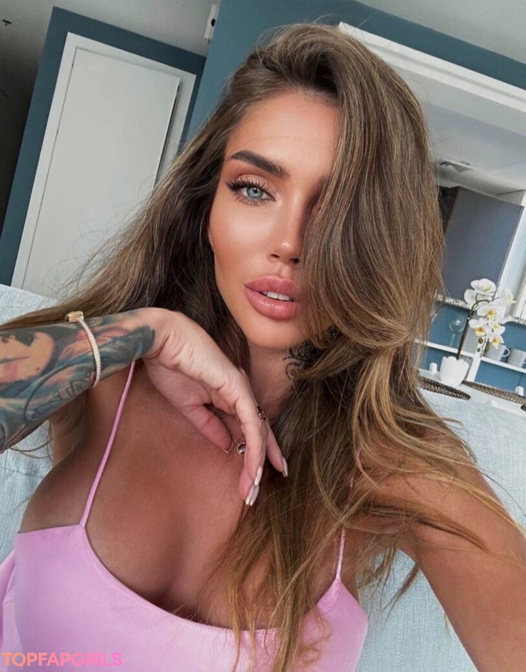 Naakte gelekte OnlyFans-foto van Nessa Orlova #1179