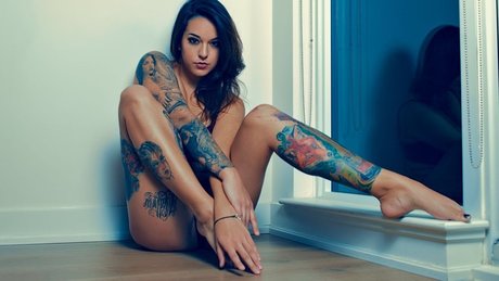 Naakte gelekte OnlyFans-foto van Stephanie Marazzo