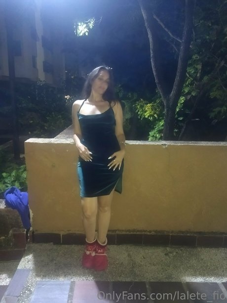 Naakte gelekte OnlyFans-foto van Fyorenzana