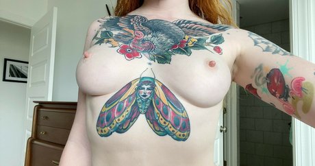 Naakte gelekte OnlyFans-foto van Jolene Brody