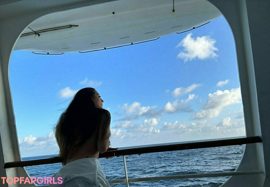 Naakte gelekte OnlyFans-foto van Ashley Sext Queen #1049