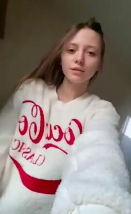 Naakte gelekte OnlyFans-foto van Nastya Williams