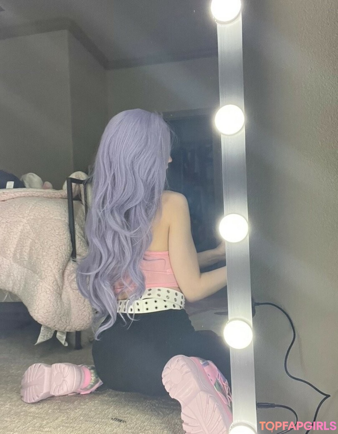 Naakte gelekte OnlyFans-foto van Strawbeariemilkk #1317