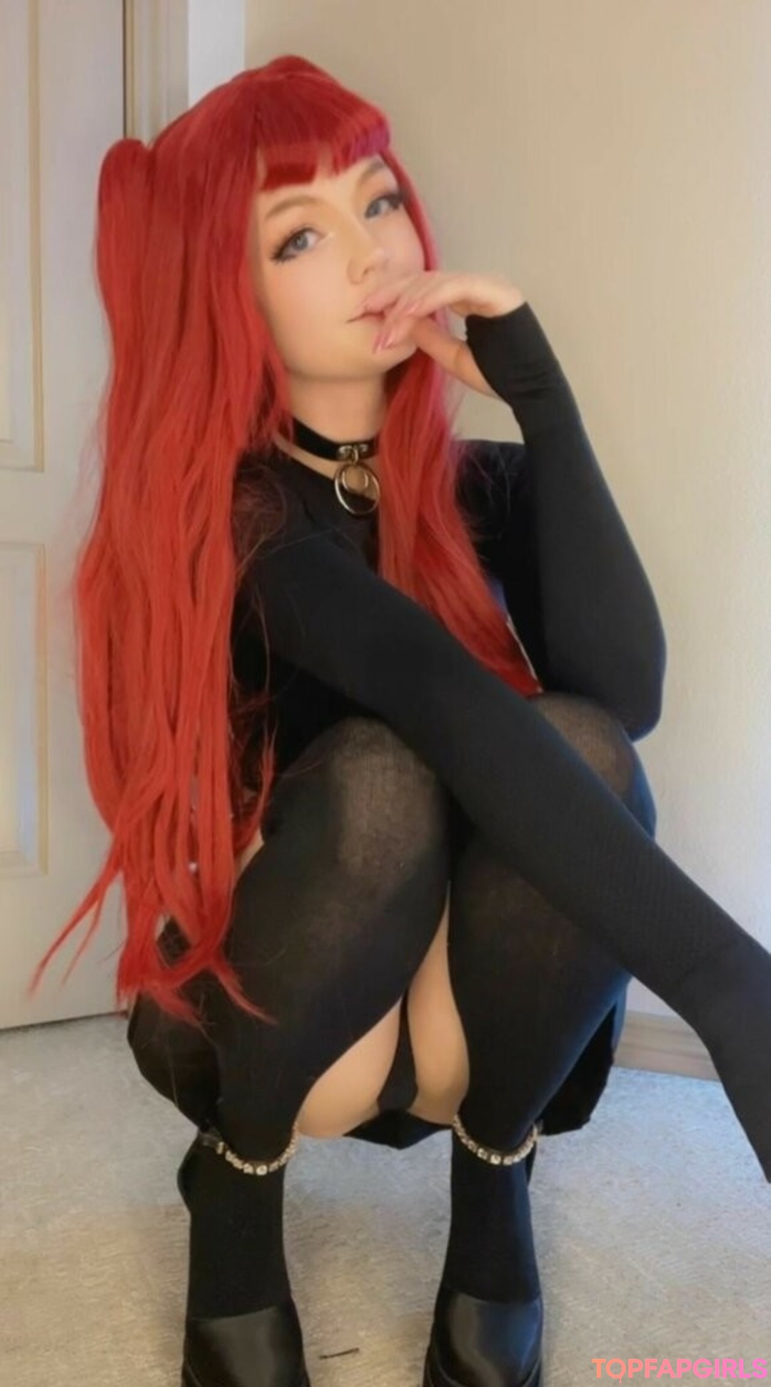 Naakte gelekte OnlyFans-foto van Strawbeariemilkk #1748