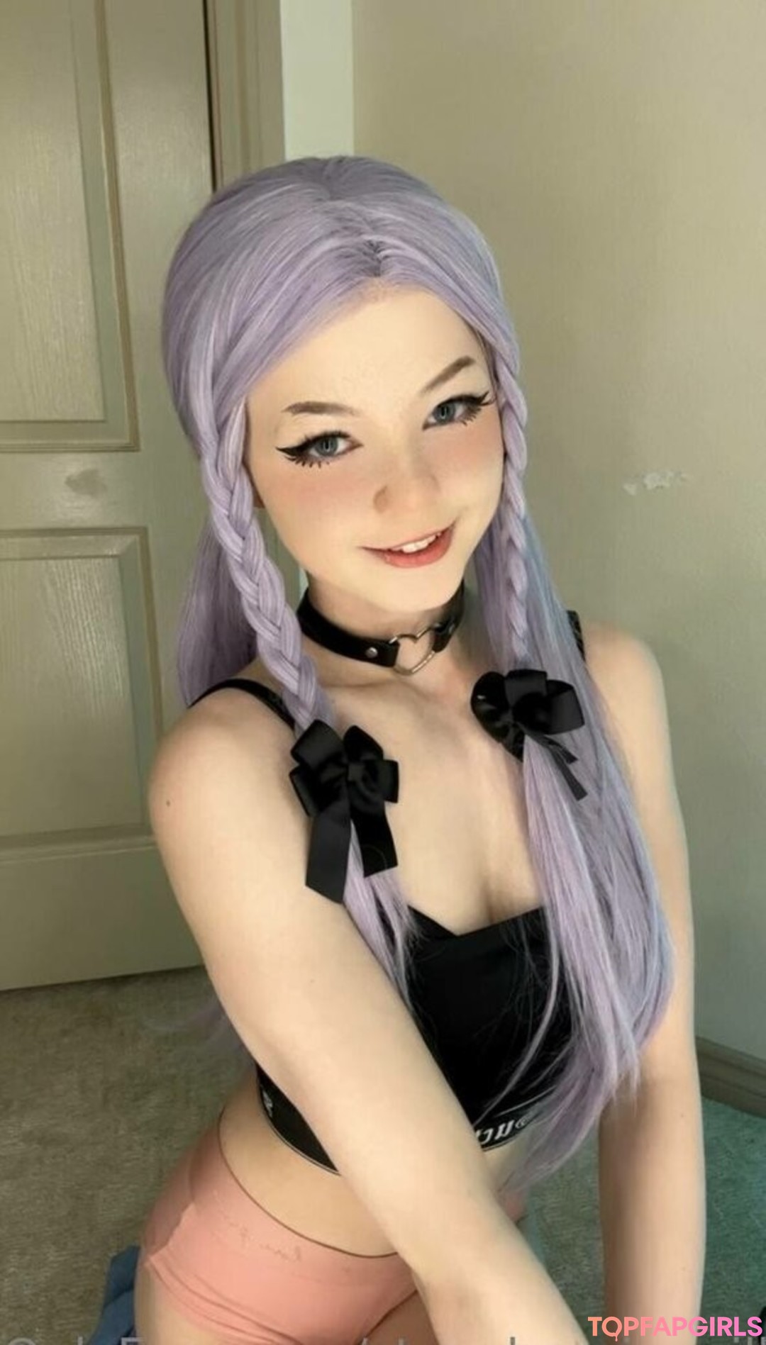 Naakte gelekte OnlyFans-foto van Strawbeariemilkk #2271