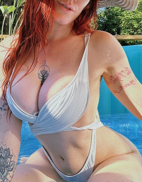 Laraloxley