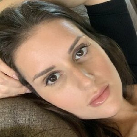 Naakte gelekte OnlyFans-foto van Sexywife08
