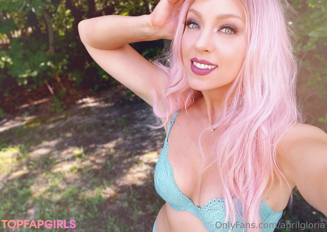 Naakte gelekte OnlyFans-foto van April Gloria #2082