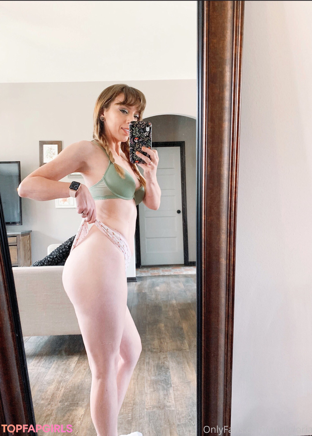 Naakte gelekte OnlyFans-foto van April Gloria #741