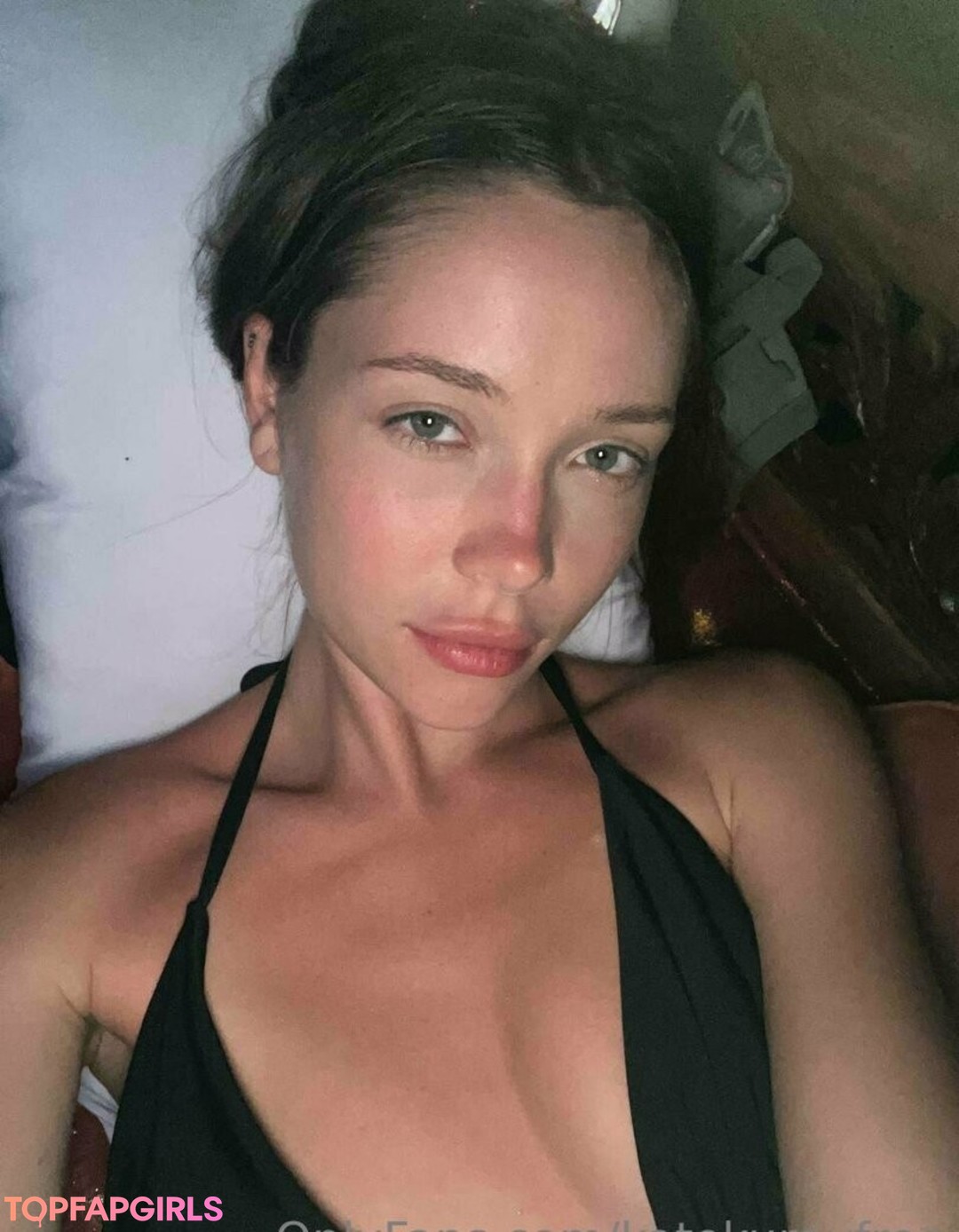 Naakte gelekte OnlyFans-foto van Kate Kuray #1382