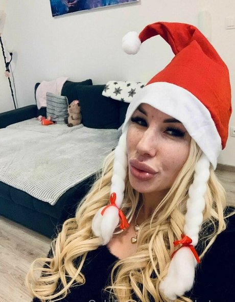 Naakte gelekte OnlyFans-foto van Kyrahotxxx