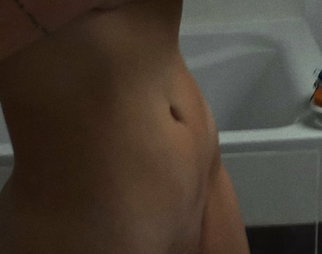 Naakte gelekte OnlyFans-foto van Camillebrx