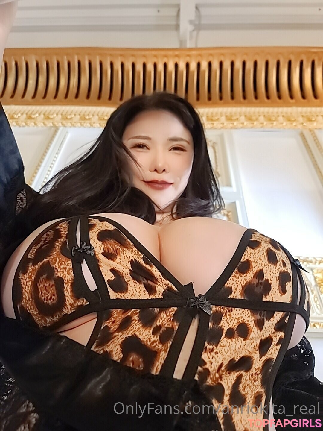 Naakte gelekte OnlyFans-foto van Anri Okita #957