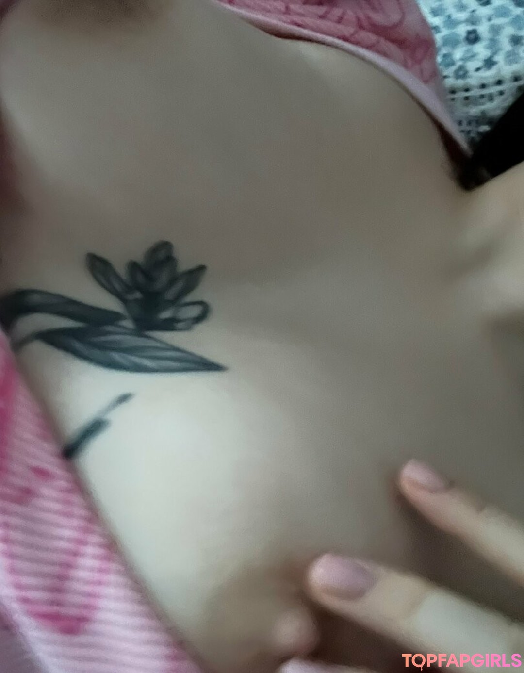 Naakte gelekte OnlyFans-foto van Eslain #1133