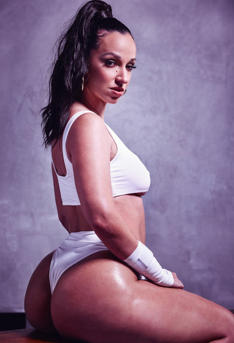 Jada Stevens