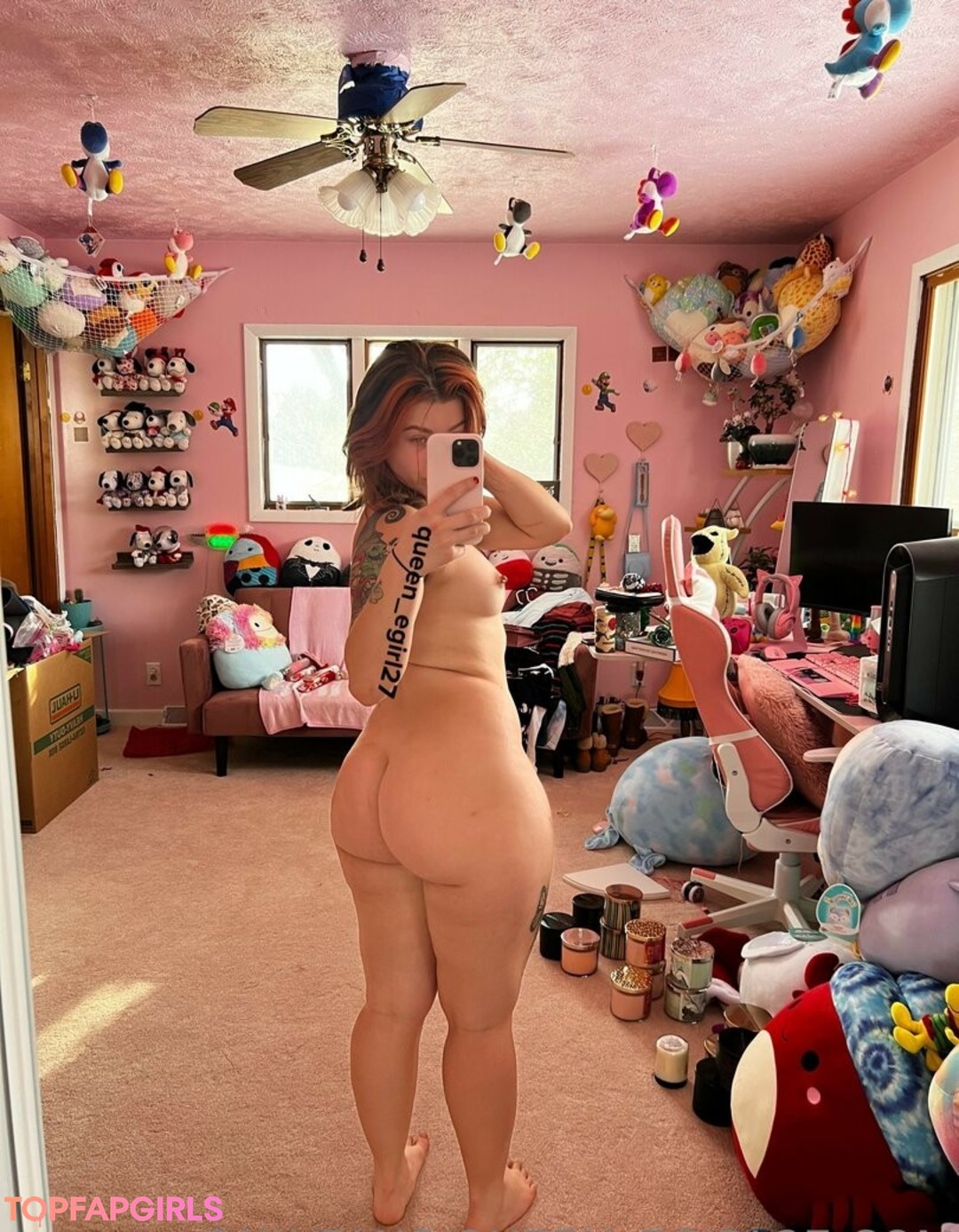 Naakte gelekte OnlyFans-foto van Queend #1107