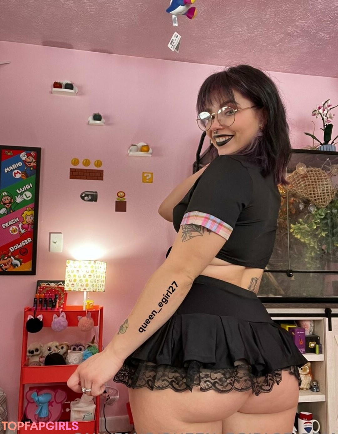 Naakte gelekte OnlyFans-foto van Queend #1280