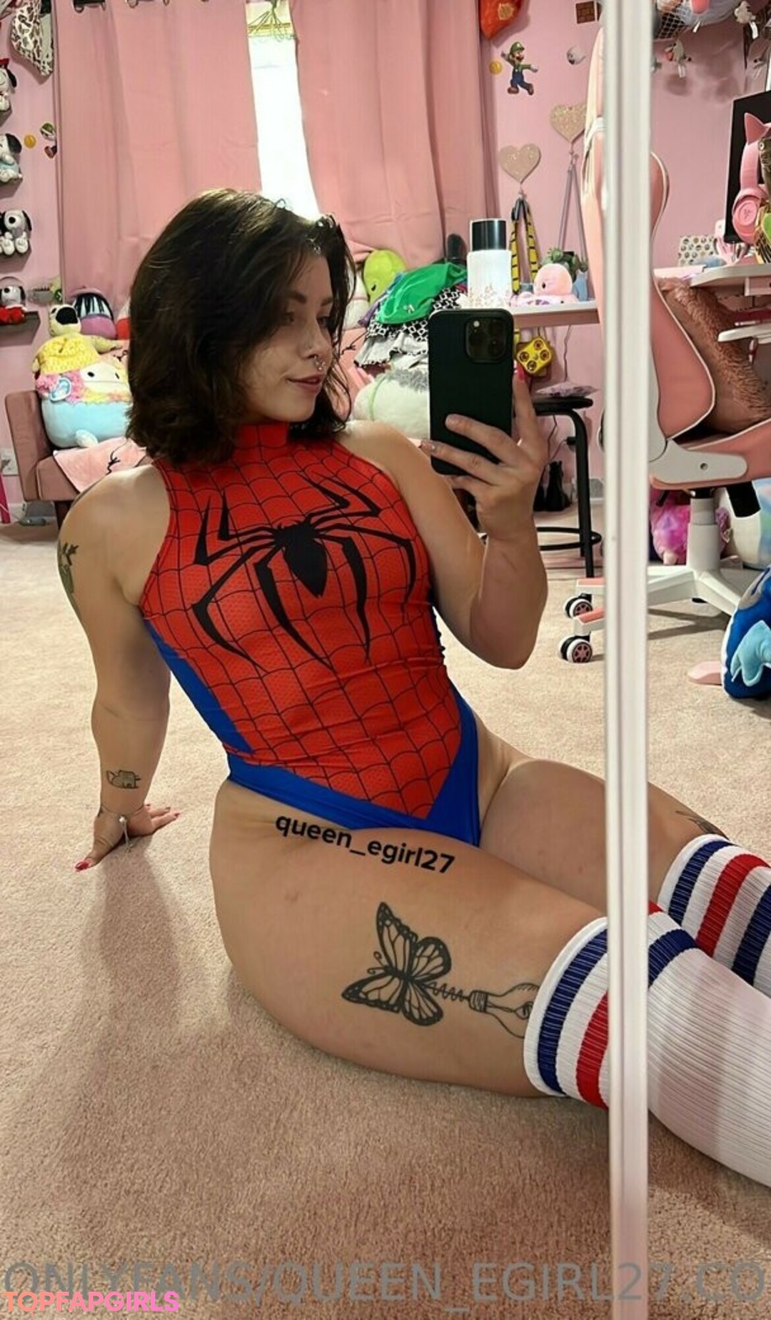 Naakte gelekte OnlyFans-foto van Queend #1726