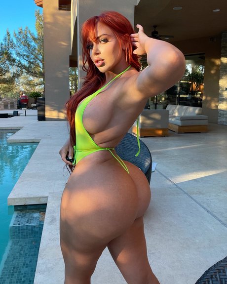 Naakte gelekte OnlyFans-foto van Amanda Nicole