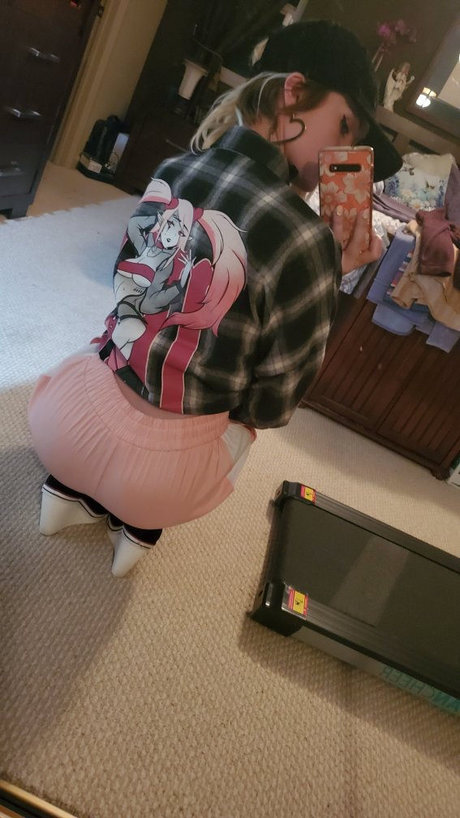 Naakte gelekte OnlyFans-foto van Bunnybii