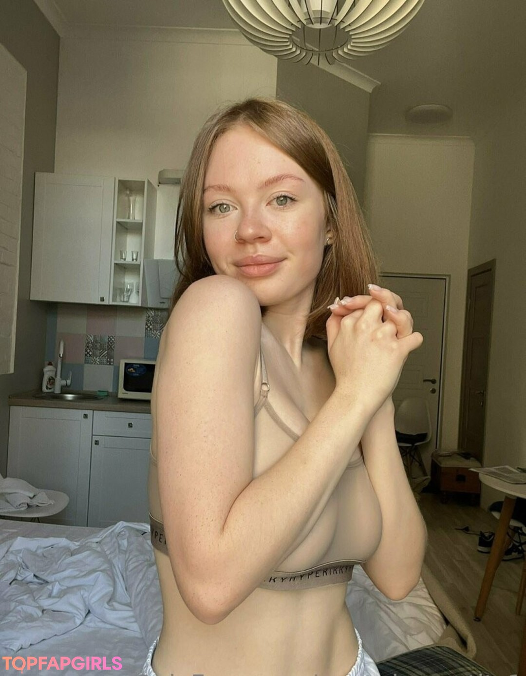 Naakte gelekte OnlyFans-foto van Kora Lina #1271