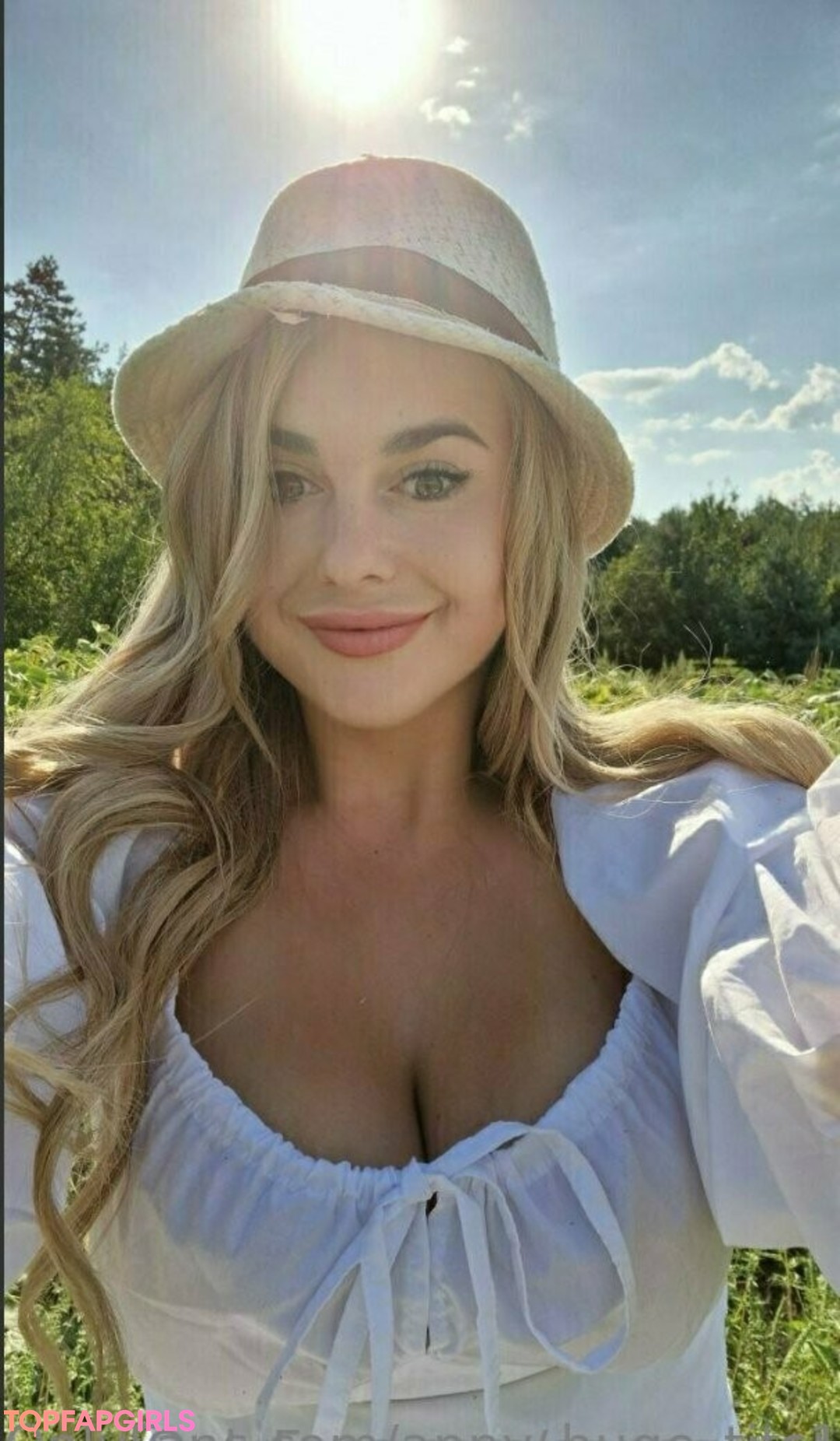 Naakte gelekte OnlyFans-foto van Kora Lina #1334