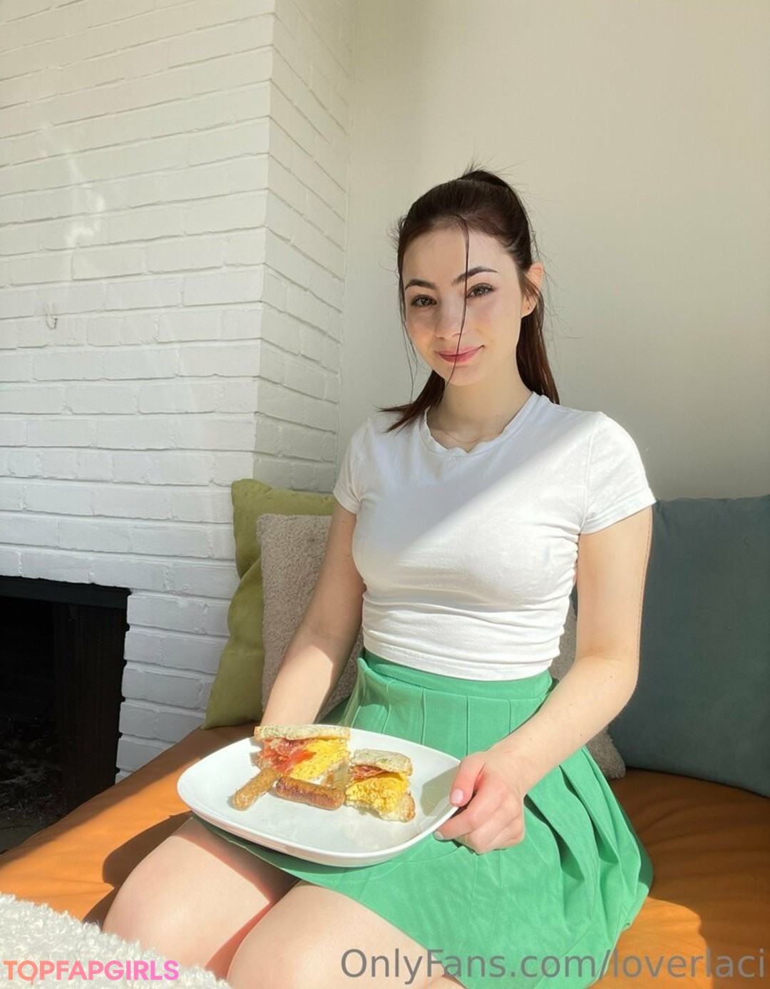 Naakte gelekte OnlyFans-foto van Loverlaci #2296