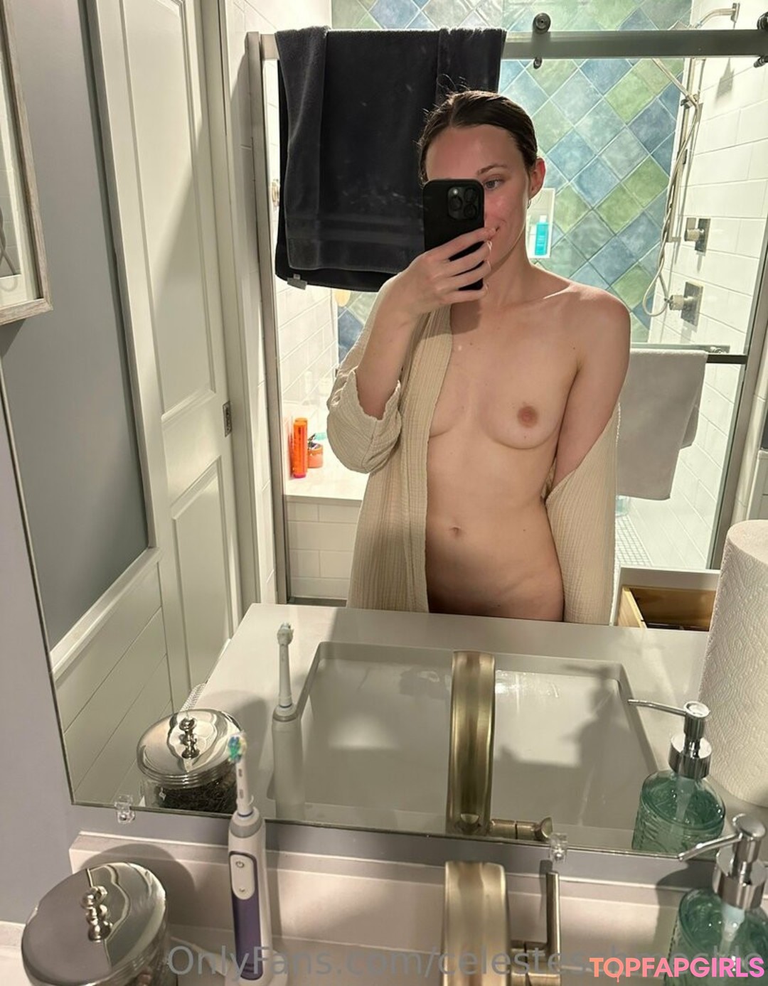Naakte gelekte OnlyFans-foto van Celeste Schmeckle #166 Naakte gelekte OnlyFans-foto van Celeste Schmeckle #166