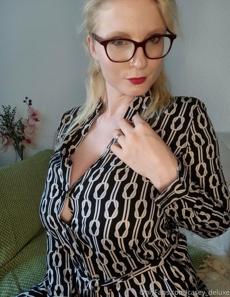 Casey Deluxe