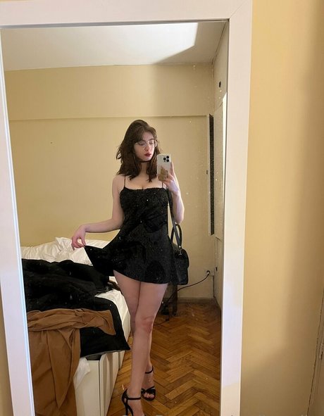 Naakte gelekte OnlyFans-foto van Emilyforyouuu