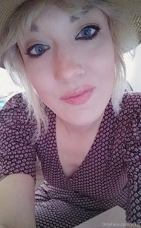Naakte gelekte OnlyFans-foto van Jickyj