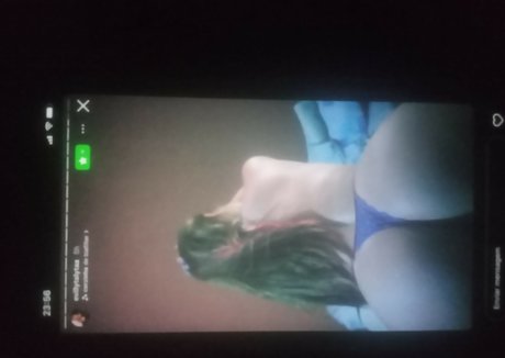 Naakte gelekte OnlyFans-foto van Meninas De Fortaleza